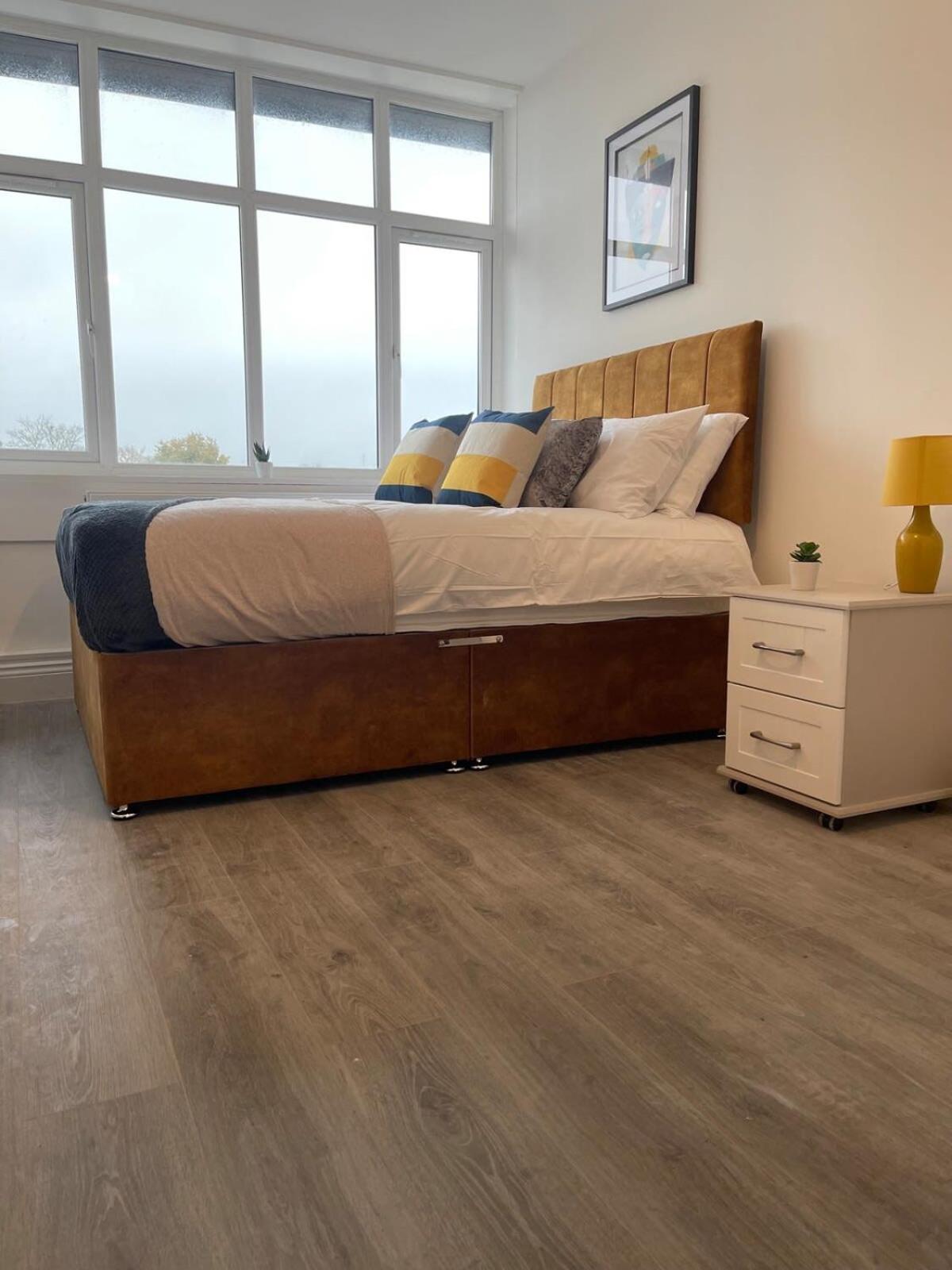 1 Bedroom Apartment - Flitwick - Contractor Friendly - Tourist Ready - Full Kitchen - Wifi - Smart Tv - Sofa Bed - Free Parking - Ideal For Short Or Long Stays Екстер'єр фото
