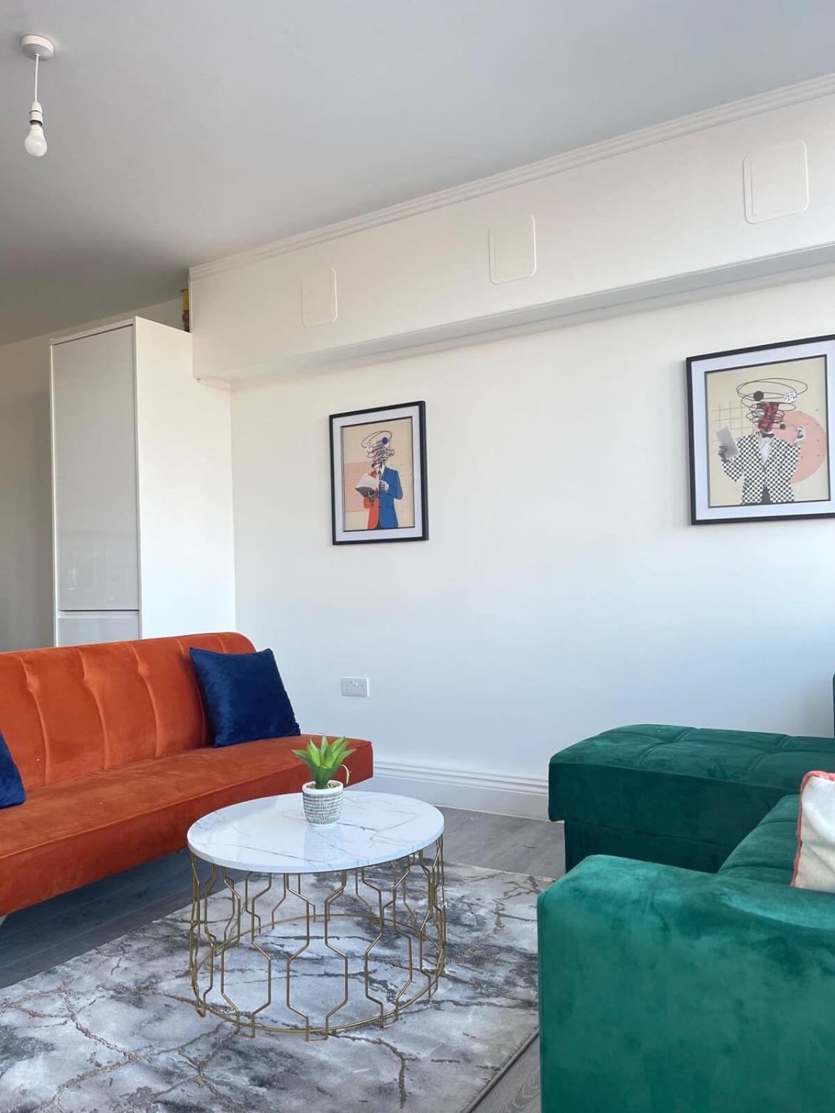1 Bedroom Apartment - Flitwick - Contractor Friendly - Tourist Ready - Full Kitchen - Wifi - Smart Tv - Sofa Bed - Free Parking - Ideal For Short Or Long Stays Екстер'єр фото